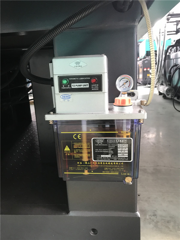 Servo Injection Moulding Machine 400 Ton , Horizontal Injection Molding Machine