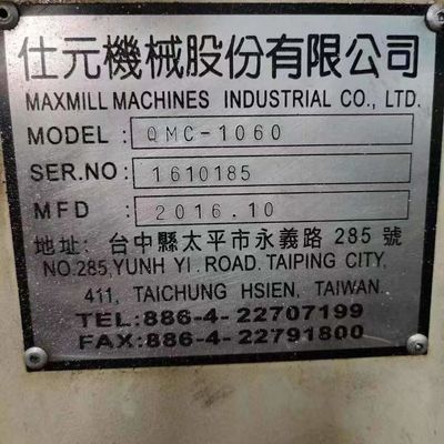 Second Hand 3 Axis CNC Milling Machine Center Class C3 Precision Screw